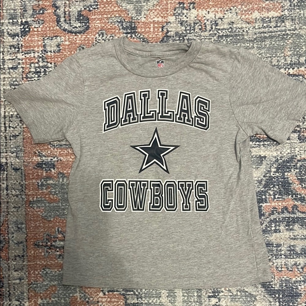 NFL Dallas Cowboys Gray Short Sleeve Tee (size M [5/6])